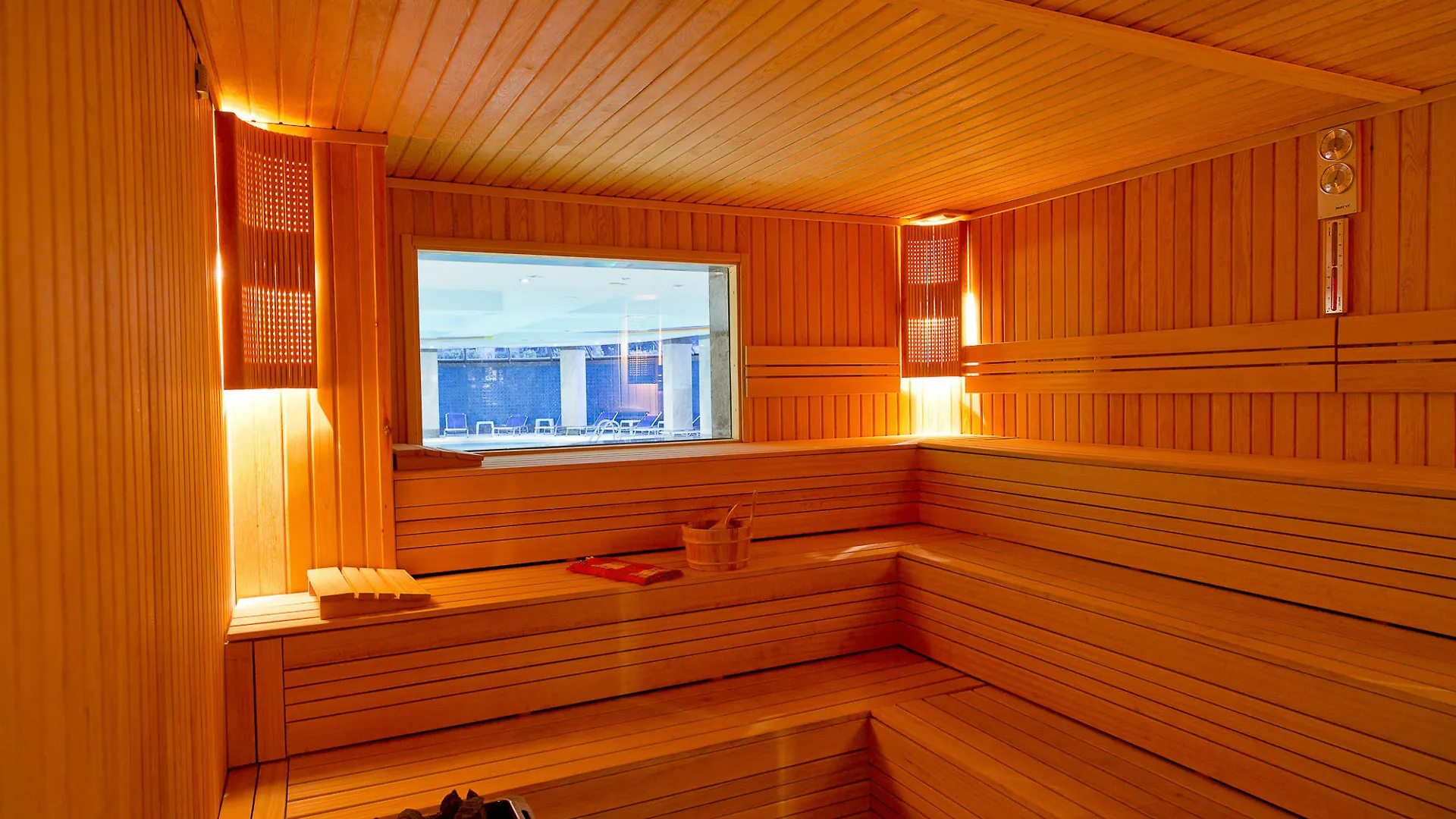 Hotel Intourist Palace Batumi 5*,